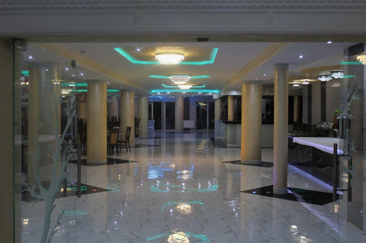 Hotel Chio Vazec Экстерьер фото