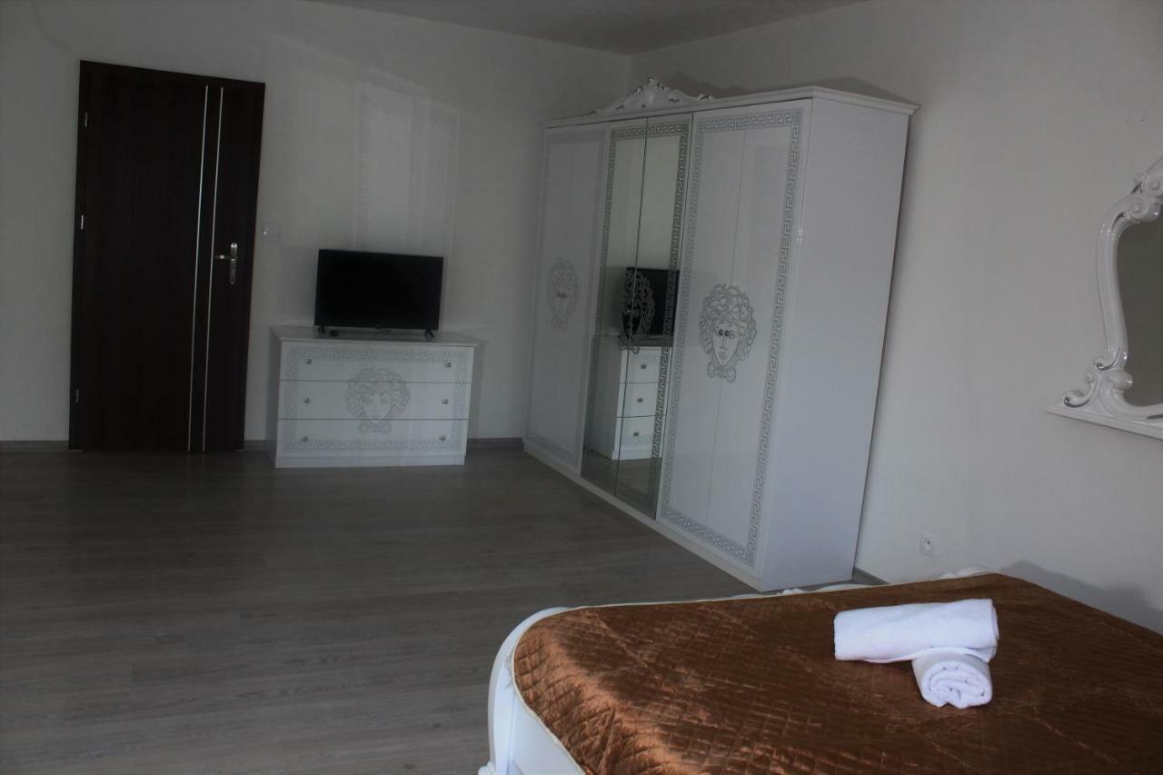 Hotel Chio Vazec Экстерьер фото